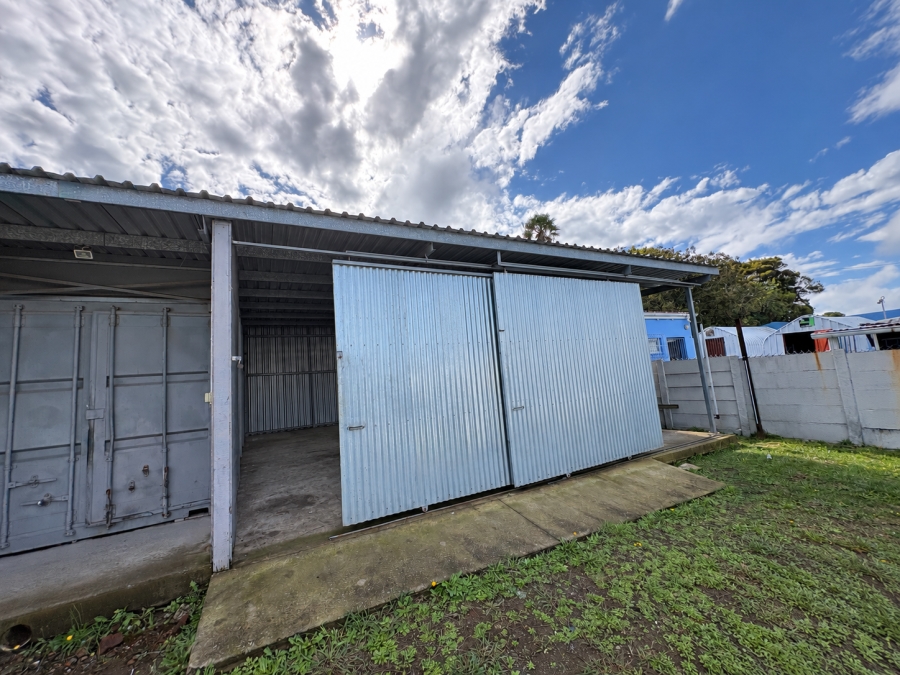 Commercial Property for Sale in Vincent Eastern Cape